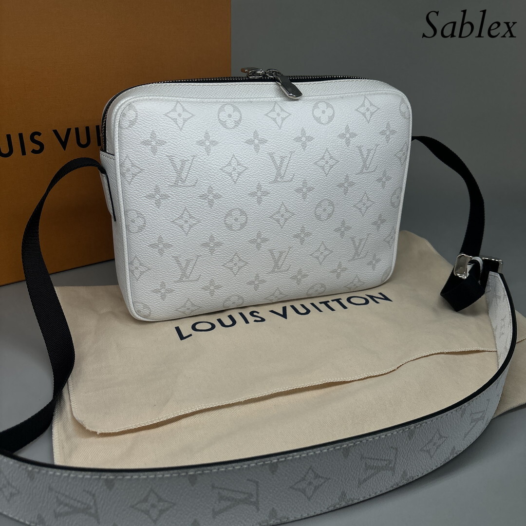 1円【未使用/RFID】LOUIS VUITTON ルイヴィトン タイガラマ 1円【未使用/RFID】LOUIS VUITTON ルイヴィトン タイガラマ