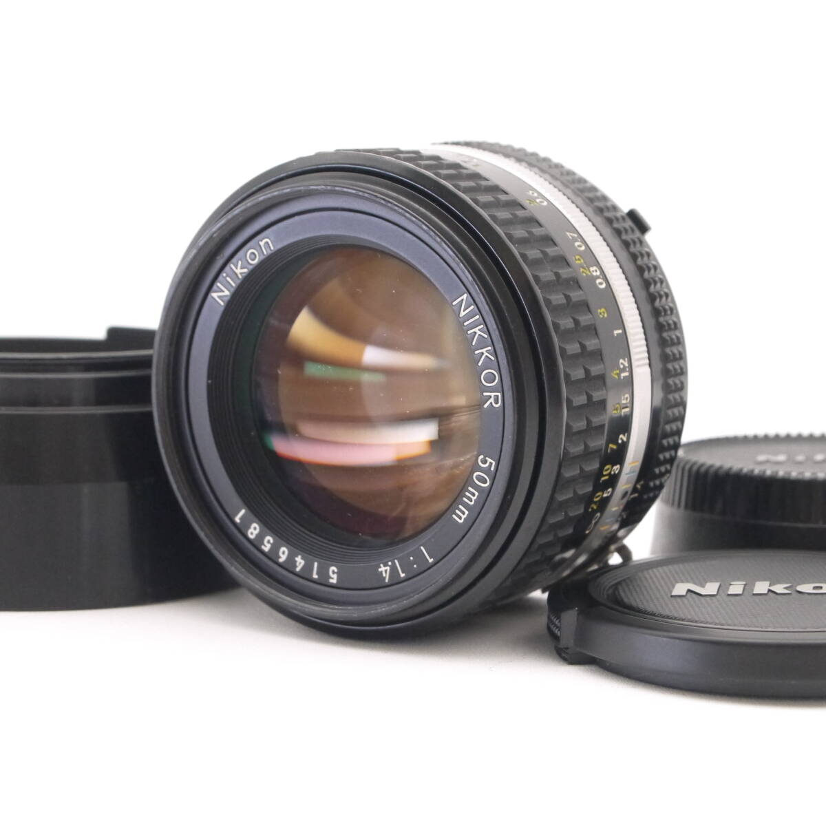 良品 Nikon ニコン Ai-s NIKKOR 50mm F1.4 フード(HS-9)付き 良品 Nikon ニコン Ai-s NIKKOR 50mm F1.4 フード(HS-9)付き