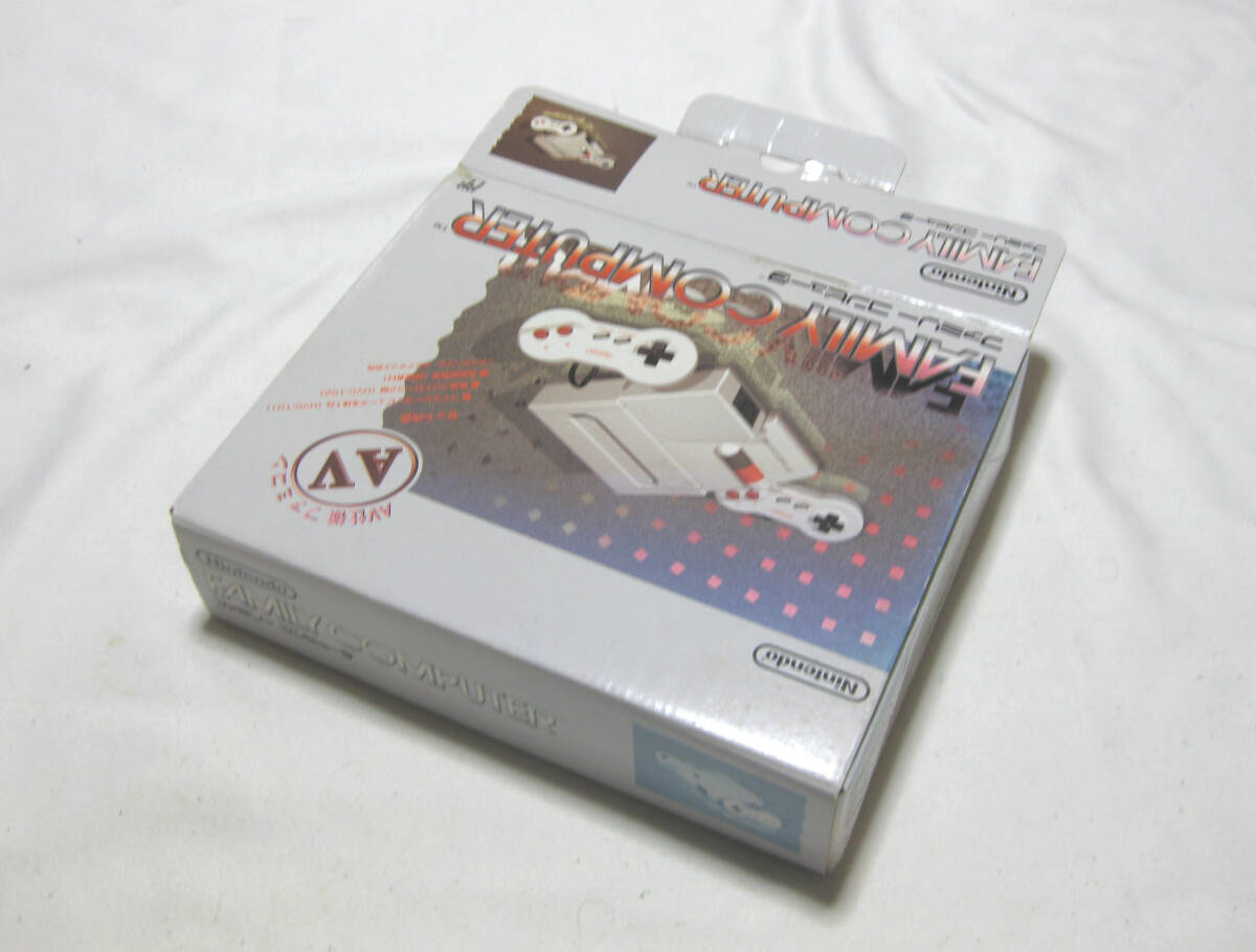 除菌済/作動保証 中古 NEW ニューファミコン 本体 箱説付 作動品 除菌済/作動保証 中古 NEW ニューファミコン 本体 箱説付 作動品