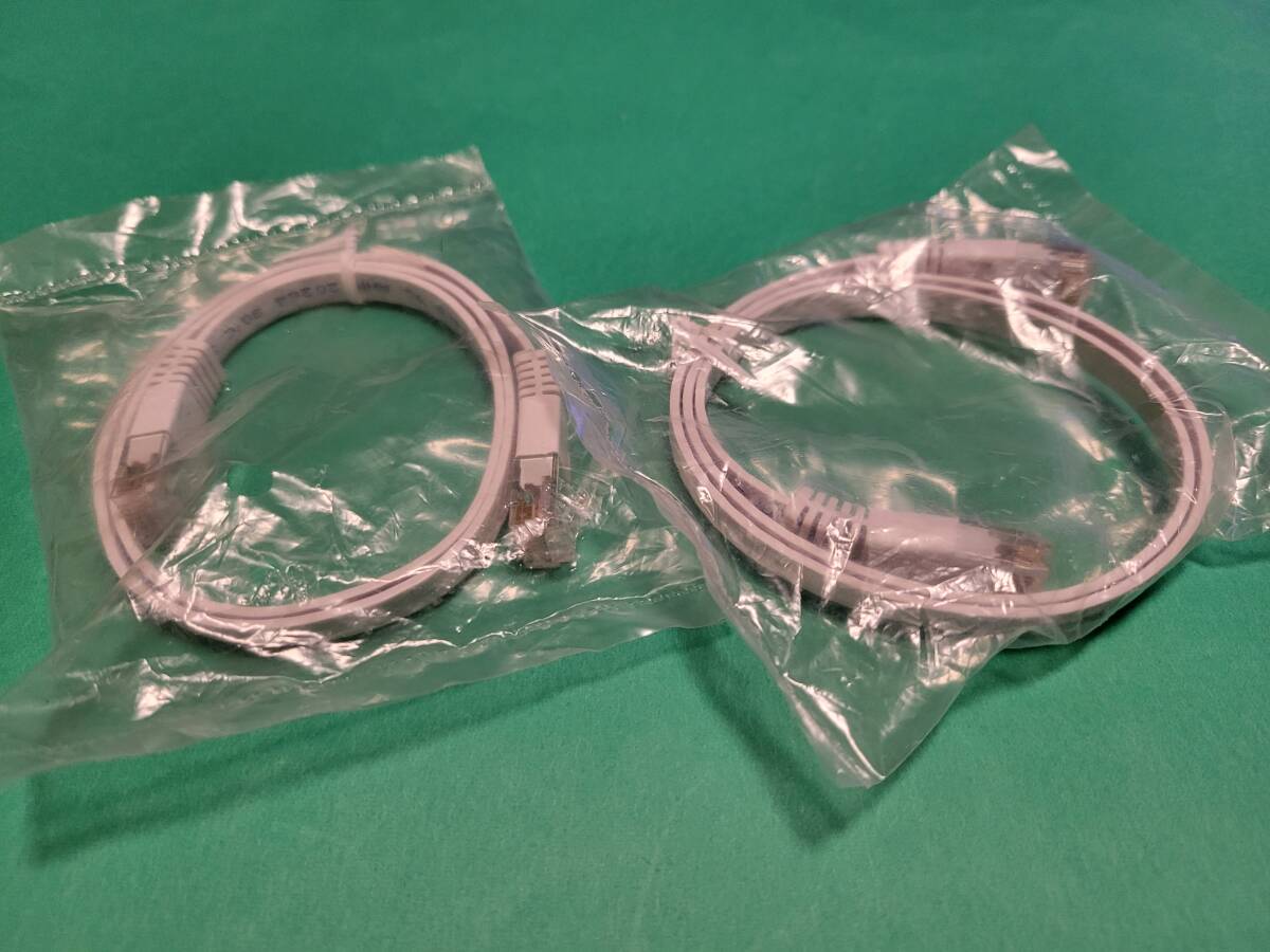 ★★新品未使用未開封！短いフラットLANケーブル！buffalo バッファロールーター付屬品★★
