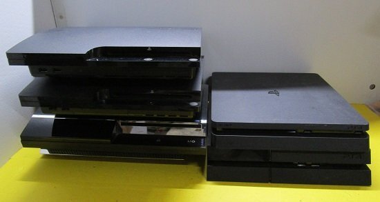 ■【ジャンク】 PS4 本体 1000A ・ 2000A / PS3 本体 CECHA00(60GB) ・ 2000A 2台　　　計5台