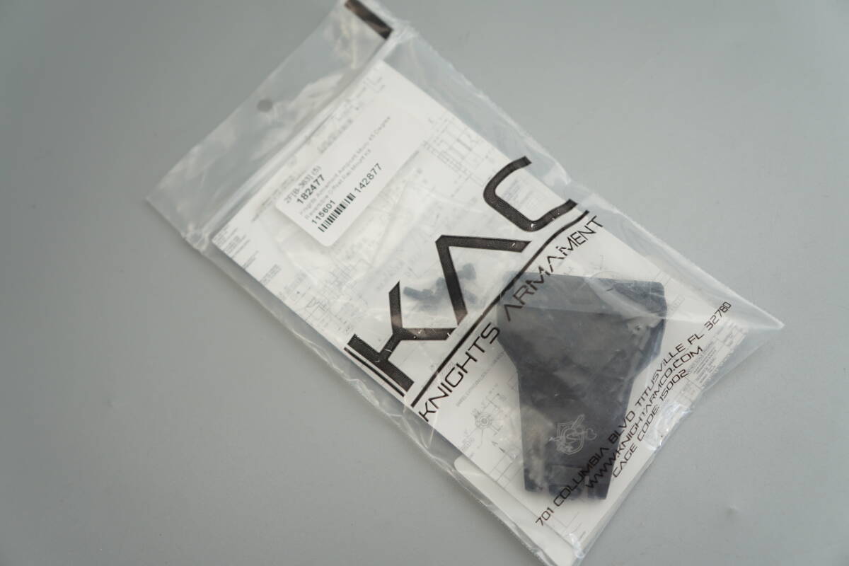 実物 Knights Armament T-1, 45 DEG REVERSIBLE Mount 型番 実物 Knights Armament T-1, 45 DEG REVERSIBLE Mount 型番