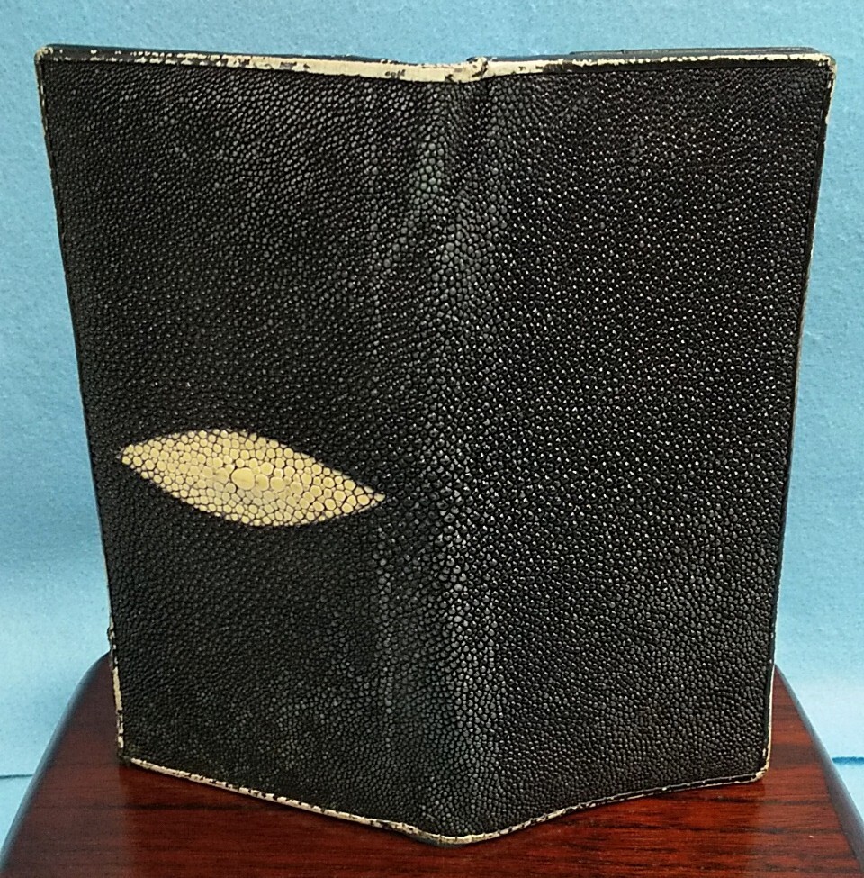 【ユーズド品】使用感強い 長財布「Stingray Skin」札入れ 革製 八王子引き取りOK241258
