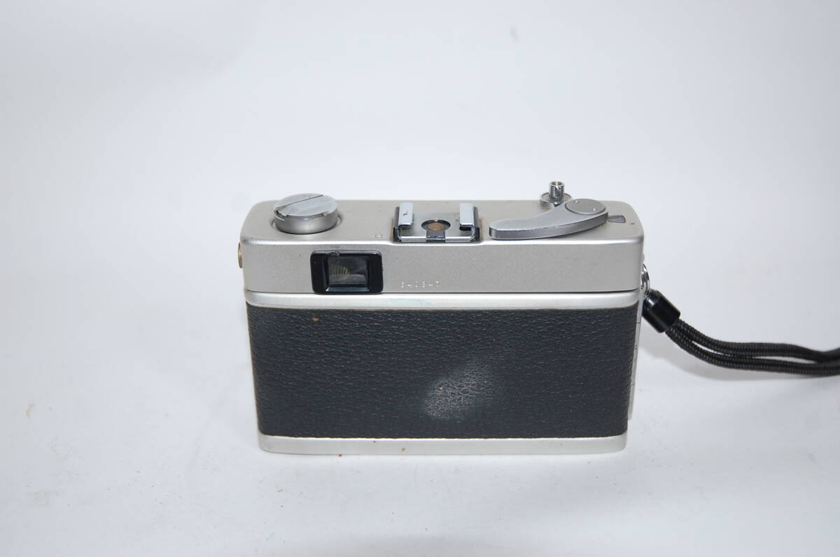 コニカC35　３８㎜F2,8　ジャンク品　　　　　　　　　　青143_画像3