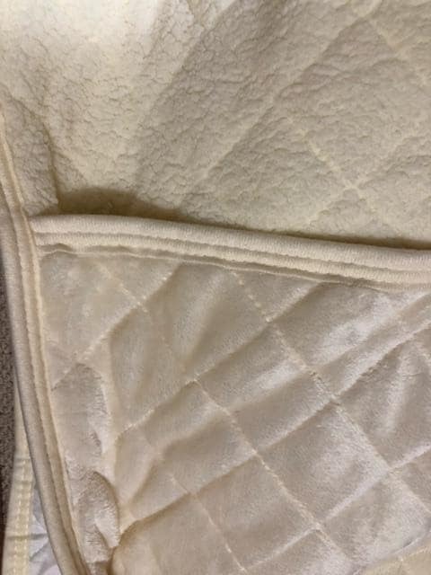 新品☆セミダブル足入れ敷パッド＆シングル吸濕発熱毛布?あったかセット〇A891