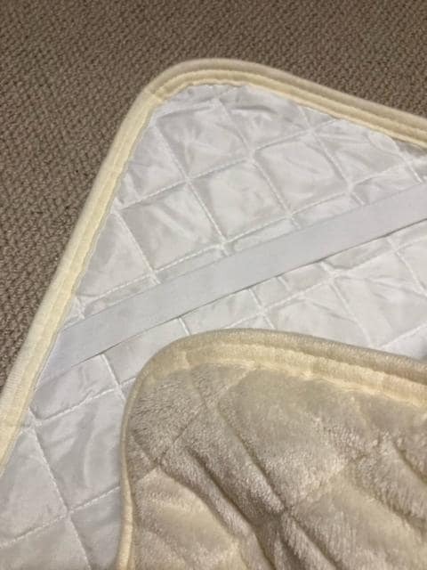 新品☆セミダブル足入れ敷パッド＆シングル吸濕発熱毛布?あったかセット〇A891