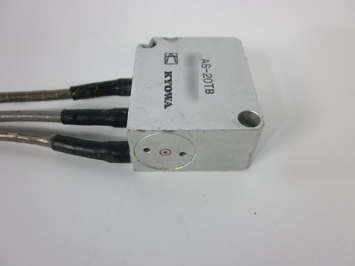 3軸型加速度変換器 AS-20TB 共和電業 KYOWA 3m9981 ジャンク品 3軸型加速度変換器 AS-20TB 共和電業 KYOWA 3m9981 ジャンク品