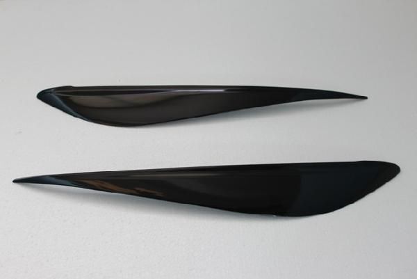 未涂裝品　アイライン　マツダ　プレマシー　CWEFW,CWEAW (品番B-281)