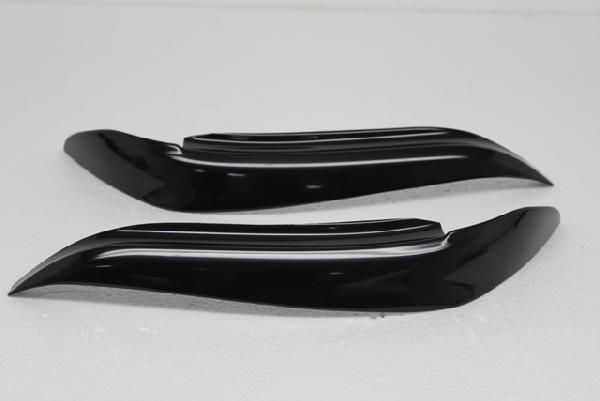 未涂裝品　アイライン　ダイハツ　タントエグゼカスタム　L455S,L465S　タイプ1 (品番B260)