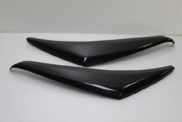 未涂裝品　アイライン　ダイハツ　ムーヴ　LA100S,LA110S　后期　左右セット (品番B-325)