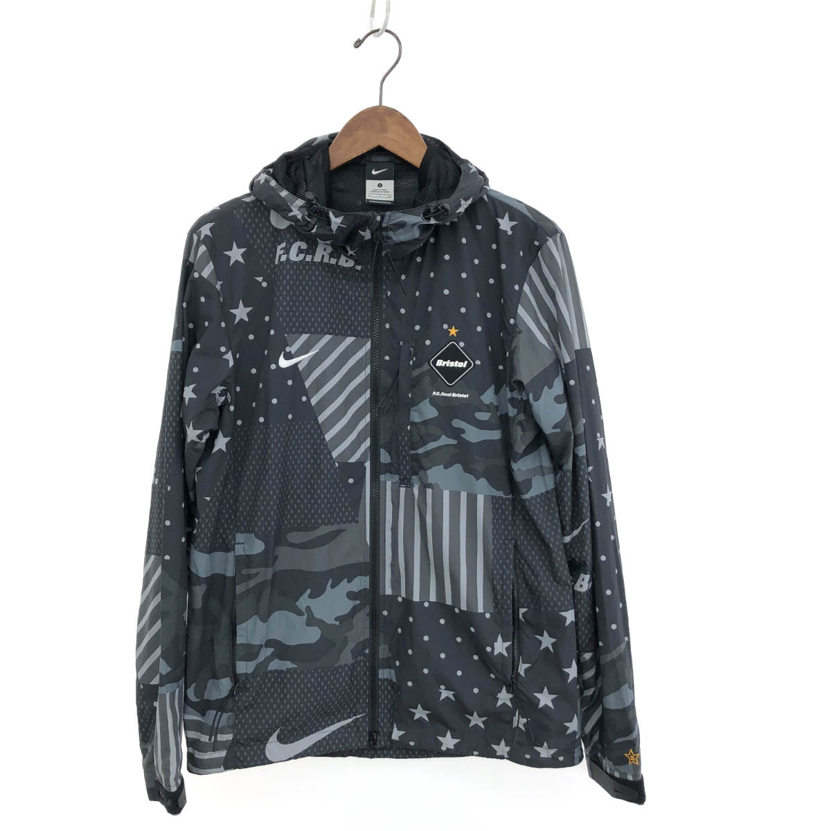◇NIKE ナイキ ナイロンジャケット サイズ:S◇823120-010 ◇NIKE ナイキ ナイロンジャケット サイズ:S◇823120-010