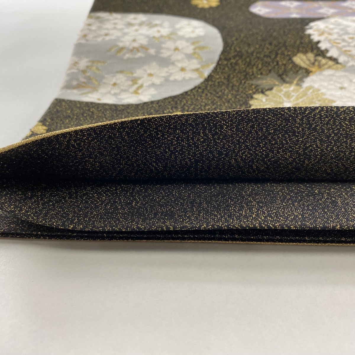 袋帯 逸品 鳳凰 草花 金銀糸 綴れ 黒 お太鼓柄 正絹 【中古】 袋帯 逸品 鳳凰 草花 金銀糸 綴れ 黒 お太鼓柄 正絹 【中古】