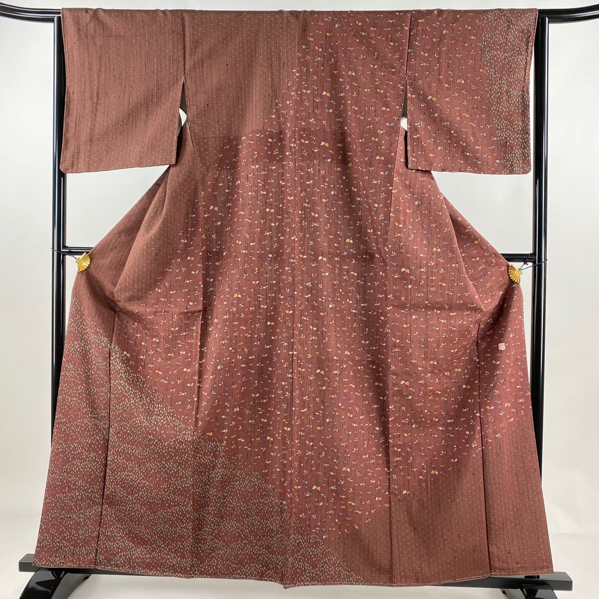 訪問着 身丈164.5cm 裄丈67cm M 袷 草花 幾何学模様 金彩 赤紫 訪問着 身丈164.5cm 裄丈67cm M 袷 草花 幾何学模様 金彩 赤紫