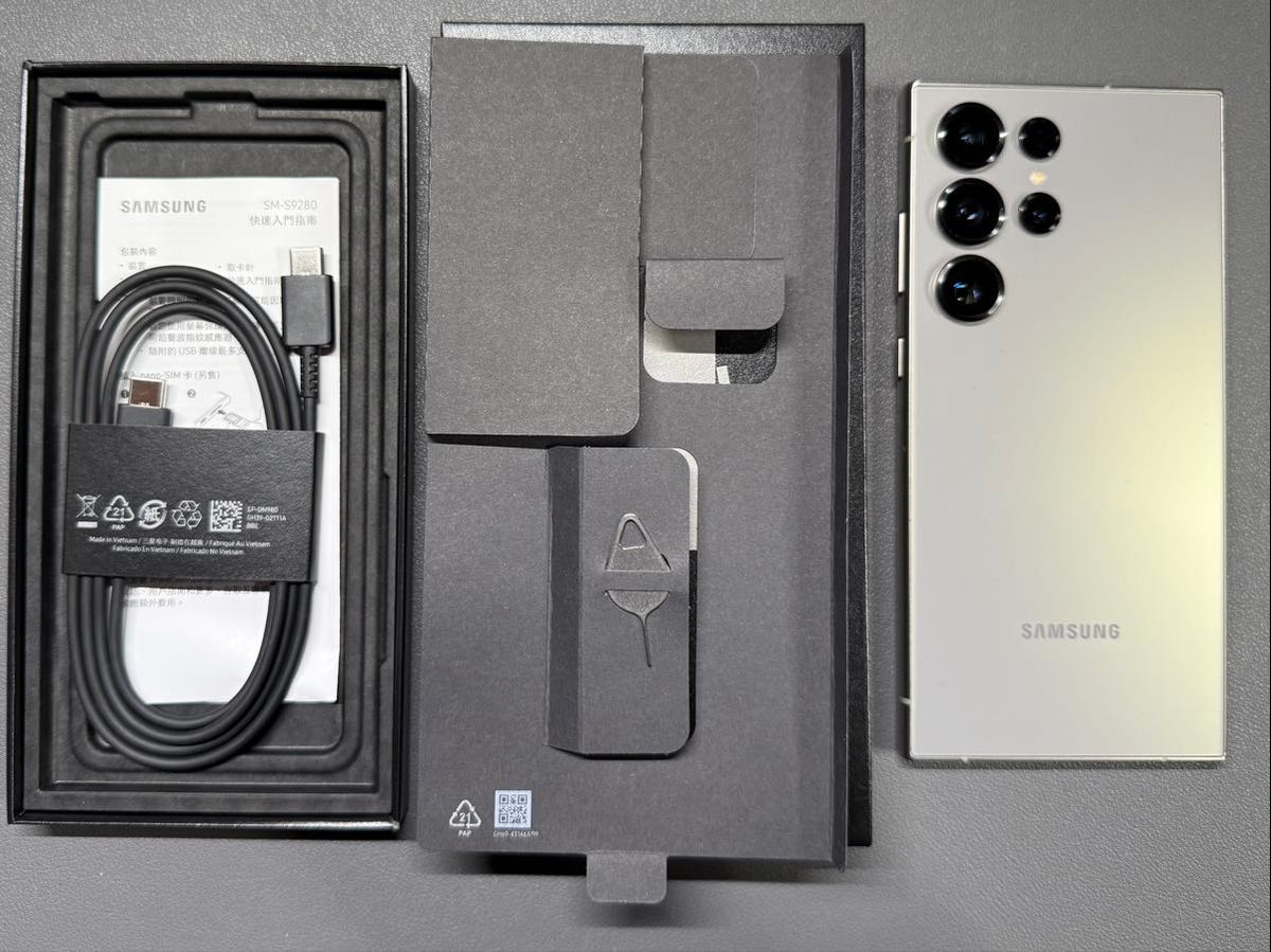 Galaxy S24 Ultra 12GB/512GB チタニウムグレー香港版 SAMSUNG Galaxy S24 Ultra 12GB/512GB チタニウムグレー香港版 SAMSUNG