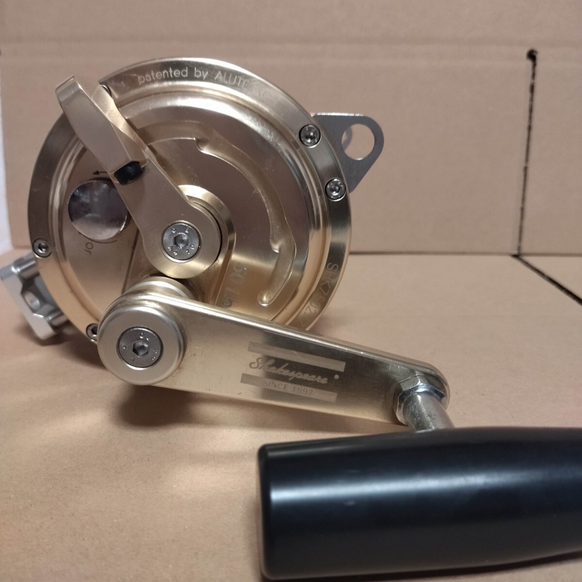 □ シェイクスピア アルテクノス アルバコア 50lb レバードラグ □ シェイクスピア アルテクノス アルバコア 50lb レバードラグ