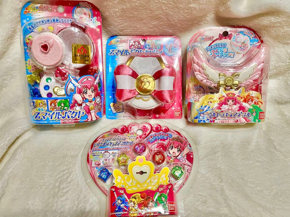 バンダイ 商品・サービスサイト | カラフル変身！スマイルパクト