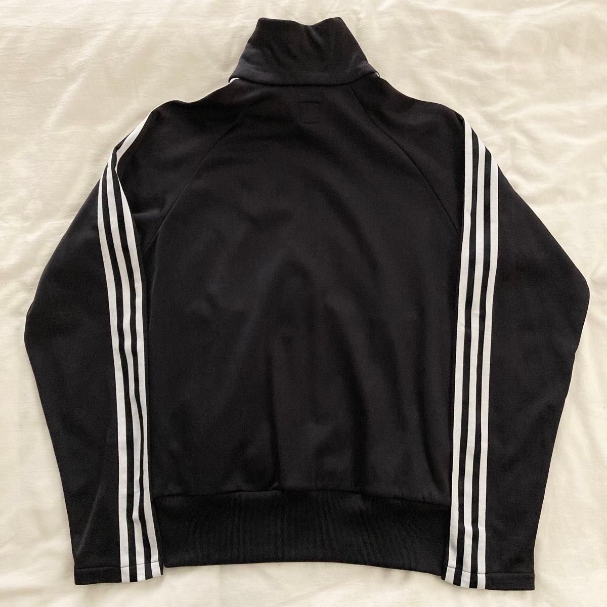 adidas 曲がりポケット ジャージ トラックジャケット アディダス adidas 曲がりポケット ジャージ トラックジャケット アディダス