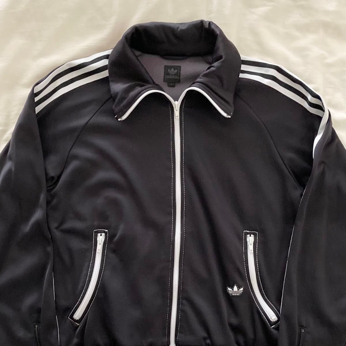 adidas 曲がりポケット ジャージ トラックジャケット アディダス adidas 曲がりポケット ジャージ トラックジャケット アディダス