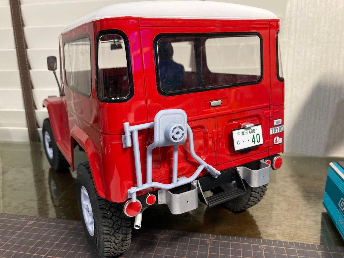 タミヤ ランドクルーザー40用 スペアタイヤキャリア 1/10 タミヤ ランドクルーザー40用 スペアタイヤキャリア 1/10