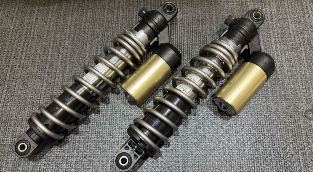 100】ZRX1100 ZRX カワサキ kawasaki リアサスペンション リア サスペンション サス KYB 1700 オートバイ 100】ZRX1100 ZRX カワサキ kawasaki リアサスペンション リア サスペンション サス KYB 1700 オートバイ