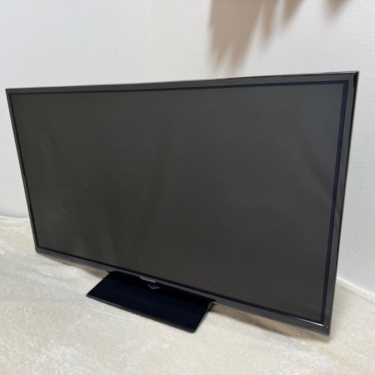 Panasonicパナソニックハイビジョン液晶テレビ32型品番THー Panasonicパナソニックハイビジョン液晶テレビ32型品番THー