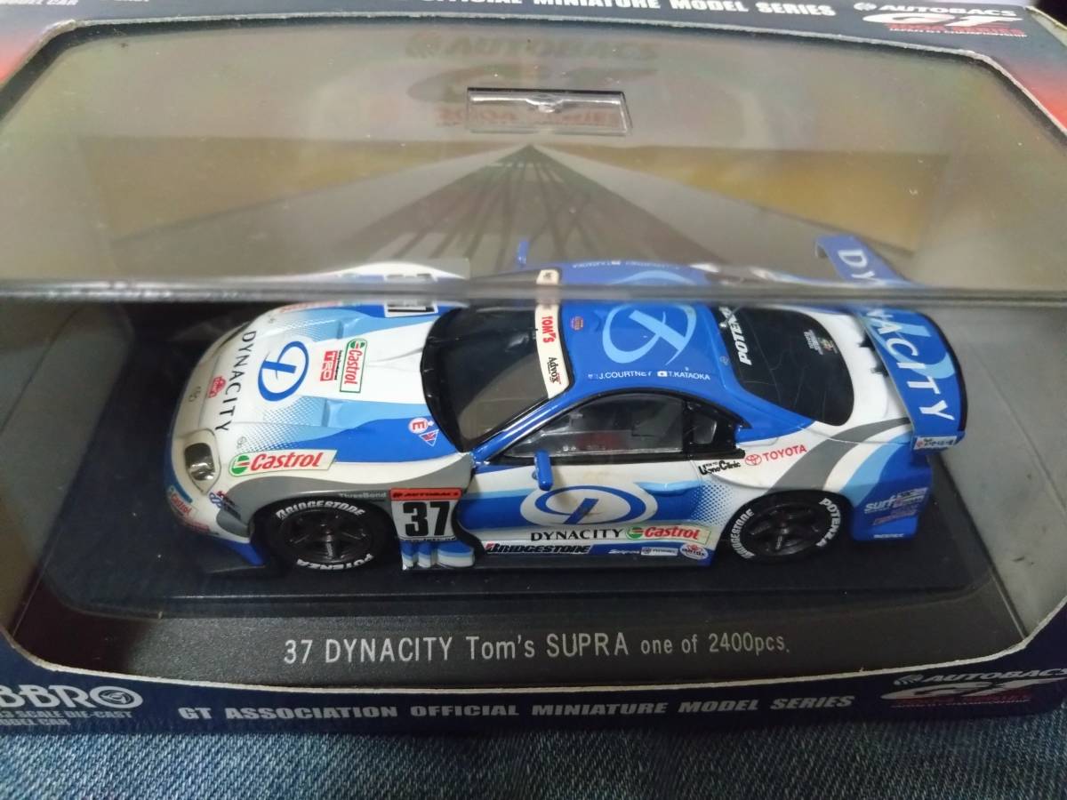 1/43 EBBRO　2004年JGTC ダイナシティトムススープラ#37 J・コートニー、片岡龍也