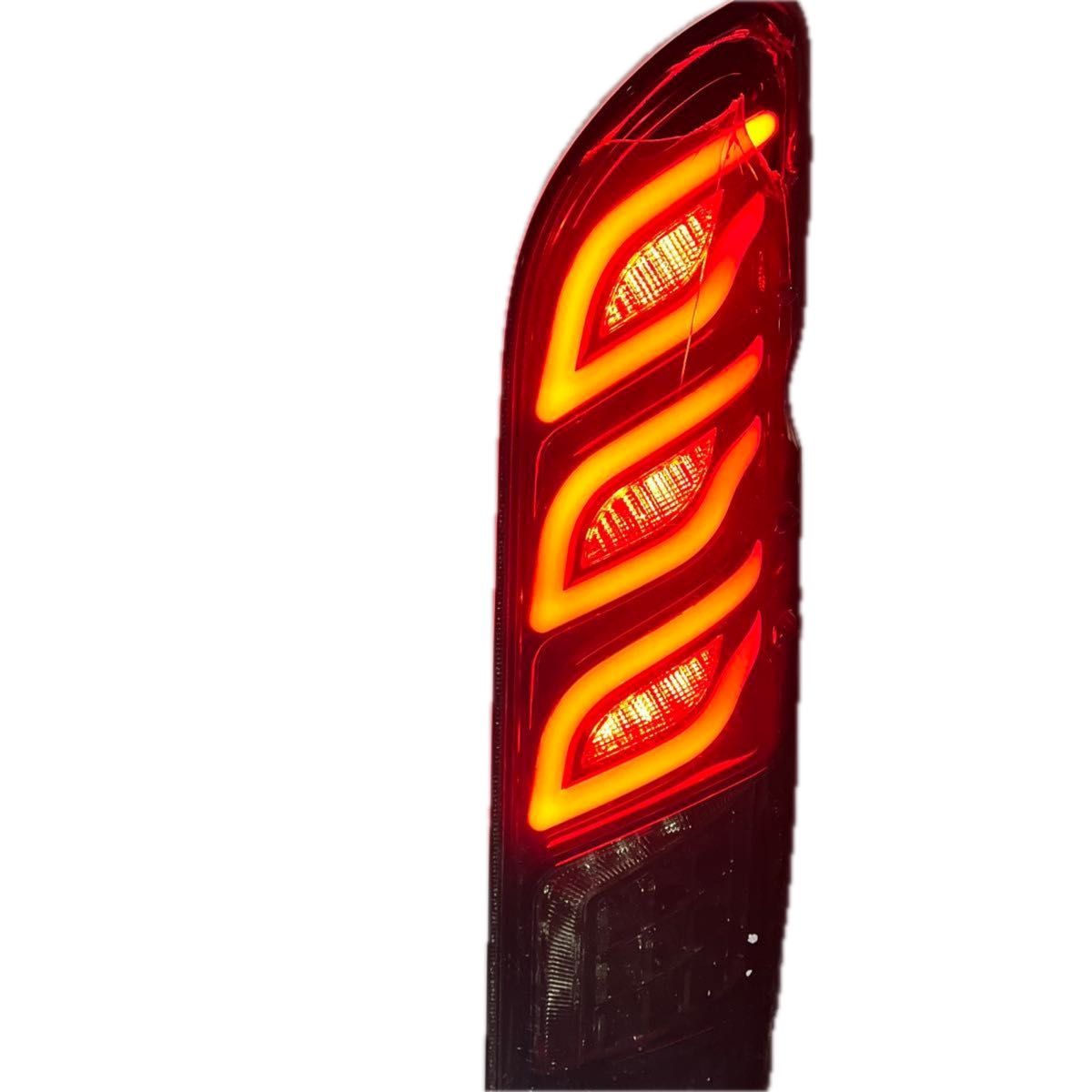 ハイエース スモーク LEDテールランプ テールランプ ジャンク品 ハイエース スモーク LEDテールランプ テールランプ ジャンク品