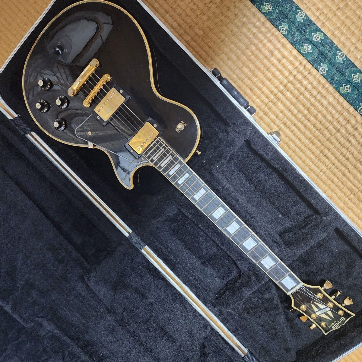 Orville by Gibson レスポールカスタム 黒 ネック折れ補修跡あり Orville by Gibson レスポールカスタム 黒 ネック折れ補修跡あり