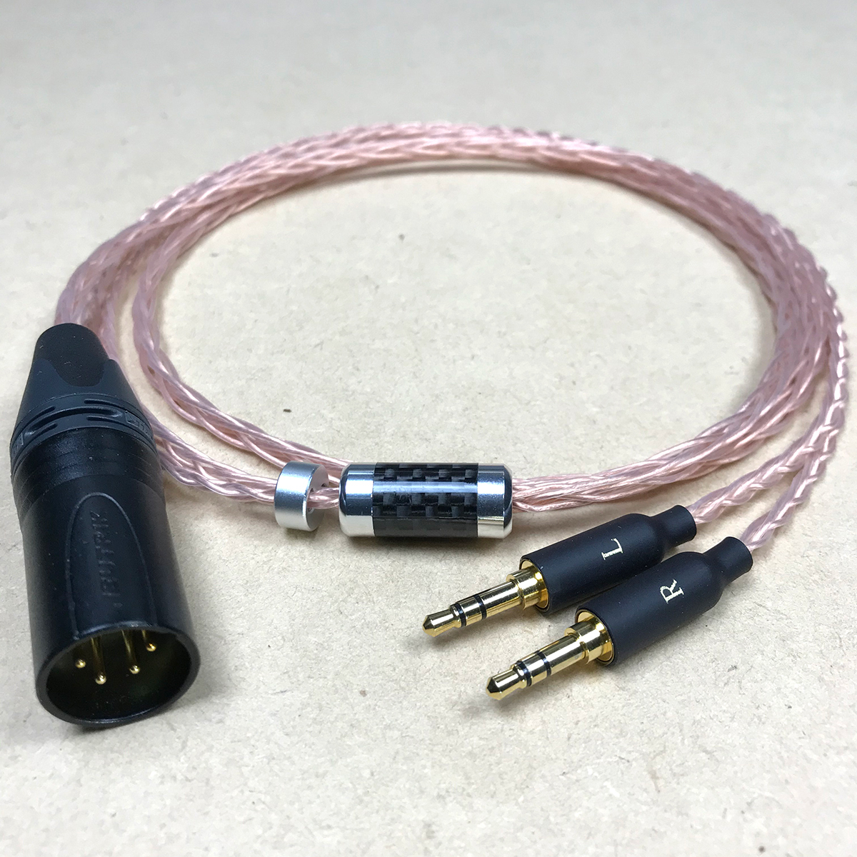 【予約】 MDR-Z7用リケーブル 8芯 MOGAMI2944 XLR4ピン 120cm beyerdynamic T1 2nd SONY TA-ZH1ES Questyle Audio CMA400i SENNHEISER HDV820 ソニー 【予約】 MDR-Z7用リケーブル 8芯 MOGAMI2944 XLR4ピン 120cm beyerdynamic T1 2nd SONY TA-ZH1ES Questyle Audio CMA400i SENNHEISER HDV820 ソニー