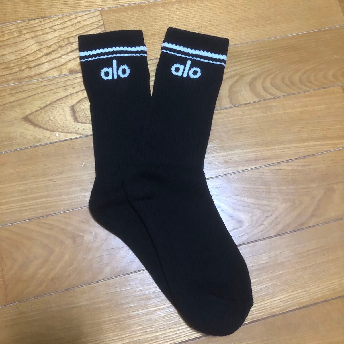新品【ALO Yoga】靴下 / UNISEXTHROWBACK ソックス黒|Yahoo 新品【ALO Yoga】靴下 / UNISEXTHROWBACK ソックス黒|Yahoo