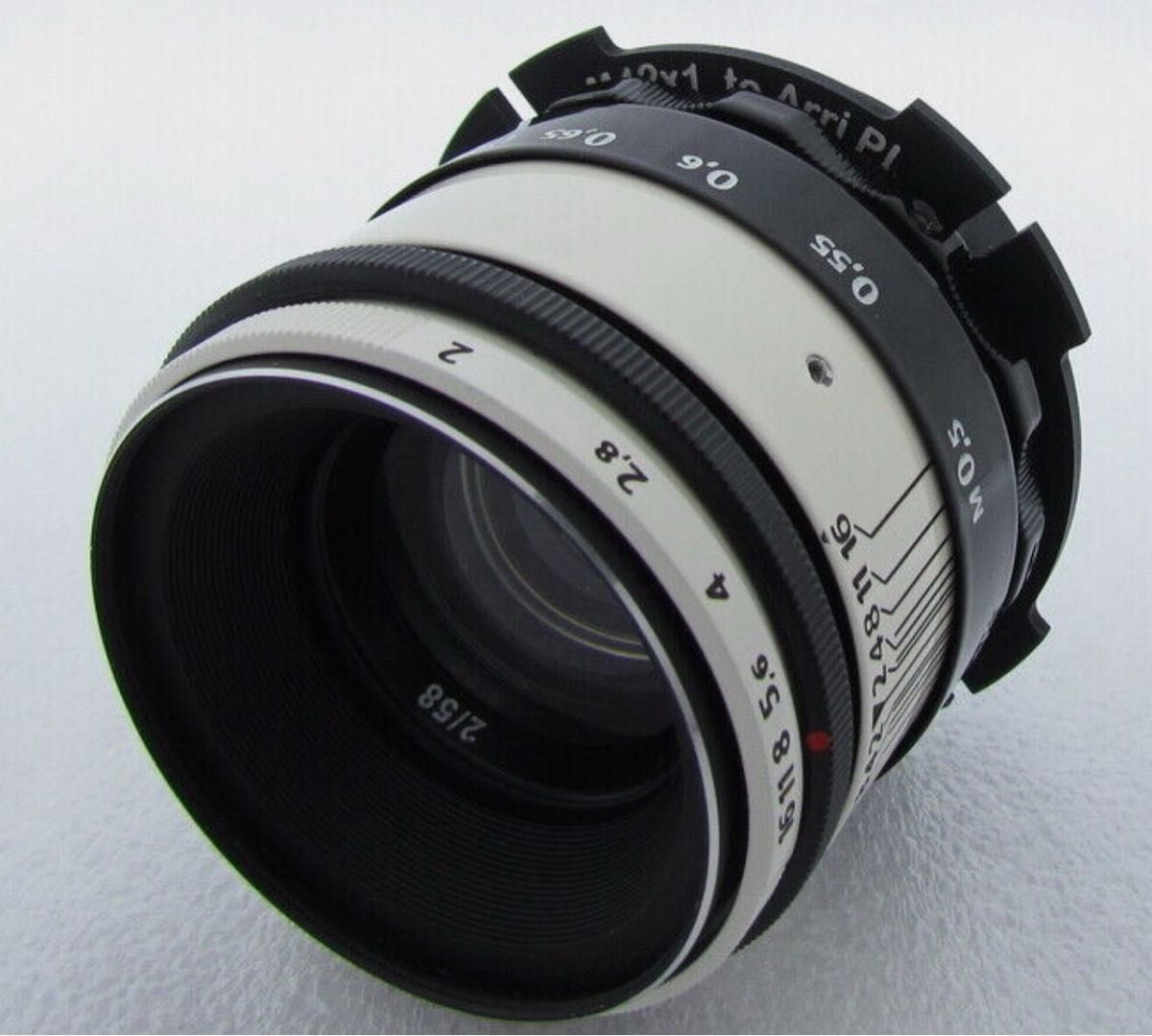 Helios-44-2 Exclusive f2/58 M42 Portrait + Adapter Arri PL Helios-44-2 Exclusive f2/58 M42 Portrait + Adapter Arri PL