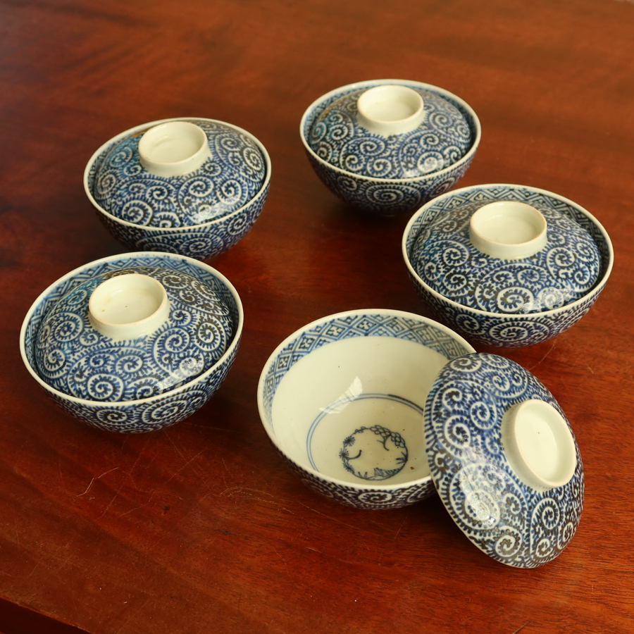 古伊万里 染付 麻の葉蛸唐草文 蓋茶碗 5客組【元禄～享保