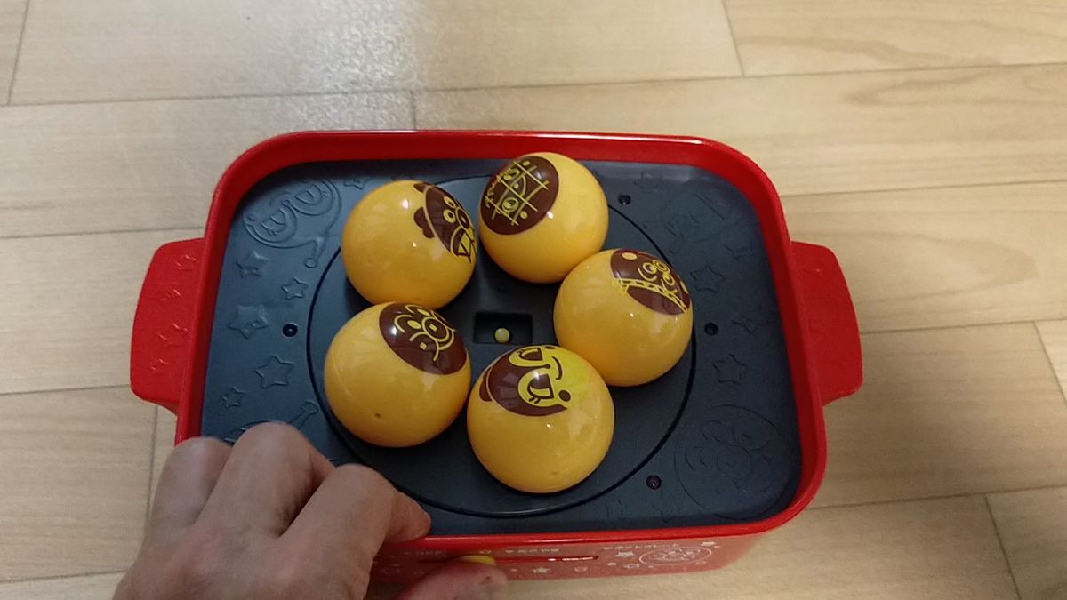 アンパンマンたこやきノリノリ♪ パーティーしちゃお!【おしゃべりホットプレート】