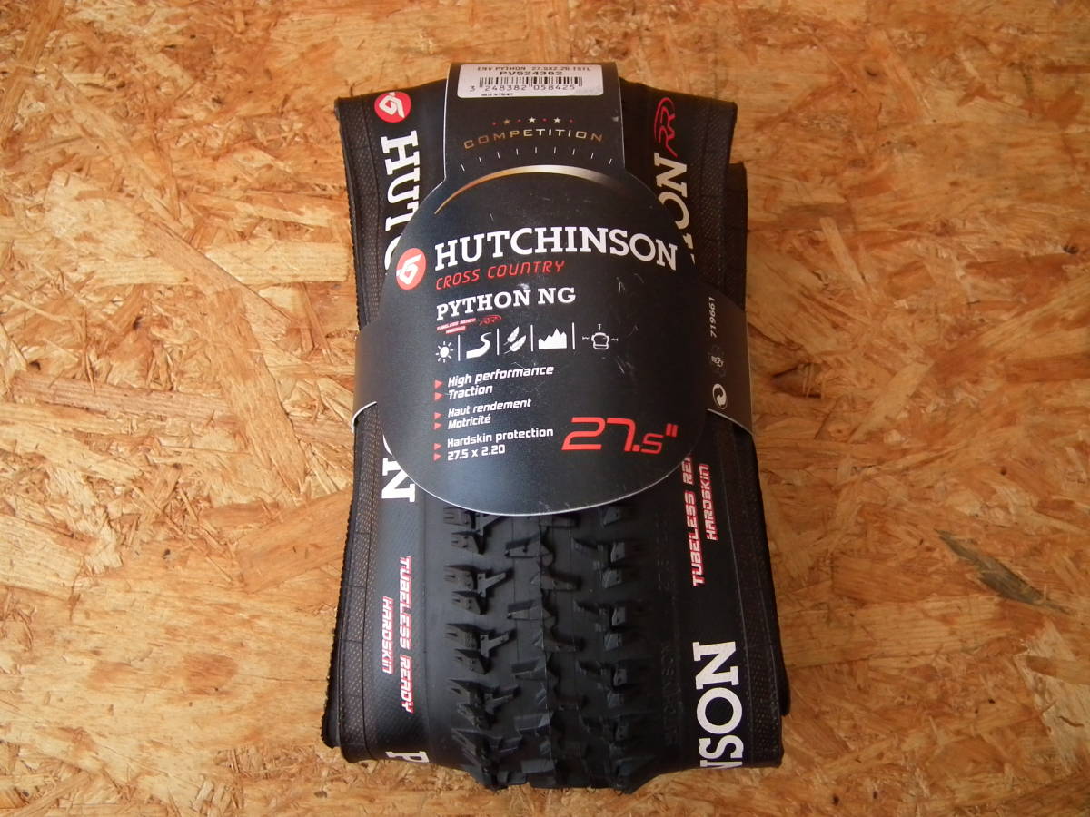 HUTCHINSON(ハッチンソン/ユッチンソン) PYTHON NG チューブレスレディ タイヤ 27.5×2.20 PV524362 (XC クロスカントリー MADE IN FRANCE)