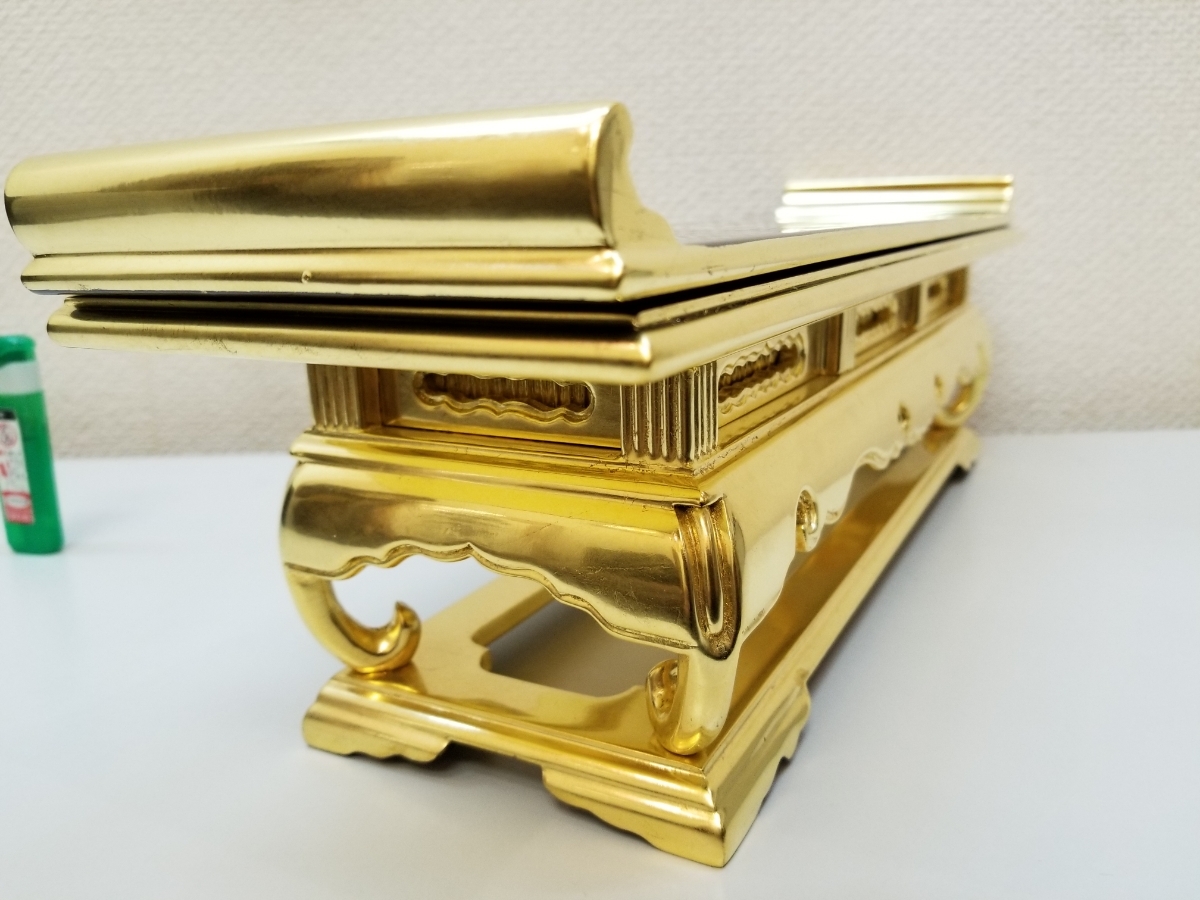  capital type .. table front desk inside sole gold . west for gold . shaku four 42,5. stock adjustment outlet west book@. temple . inside . family Buddhist altar ..