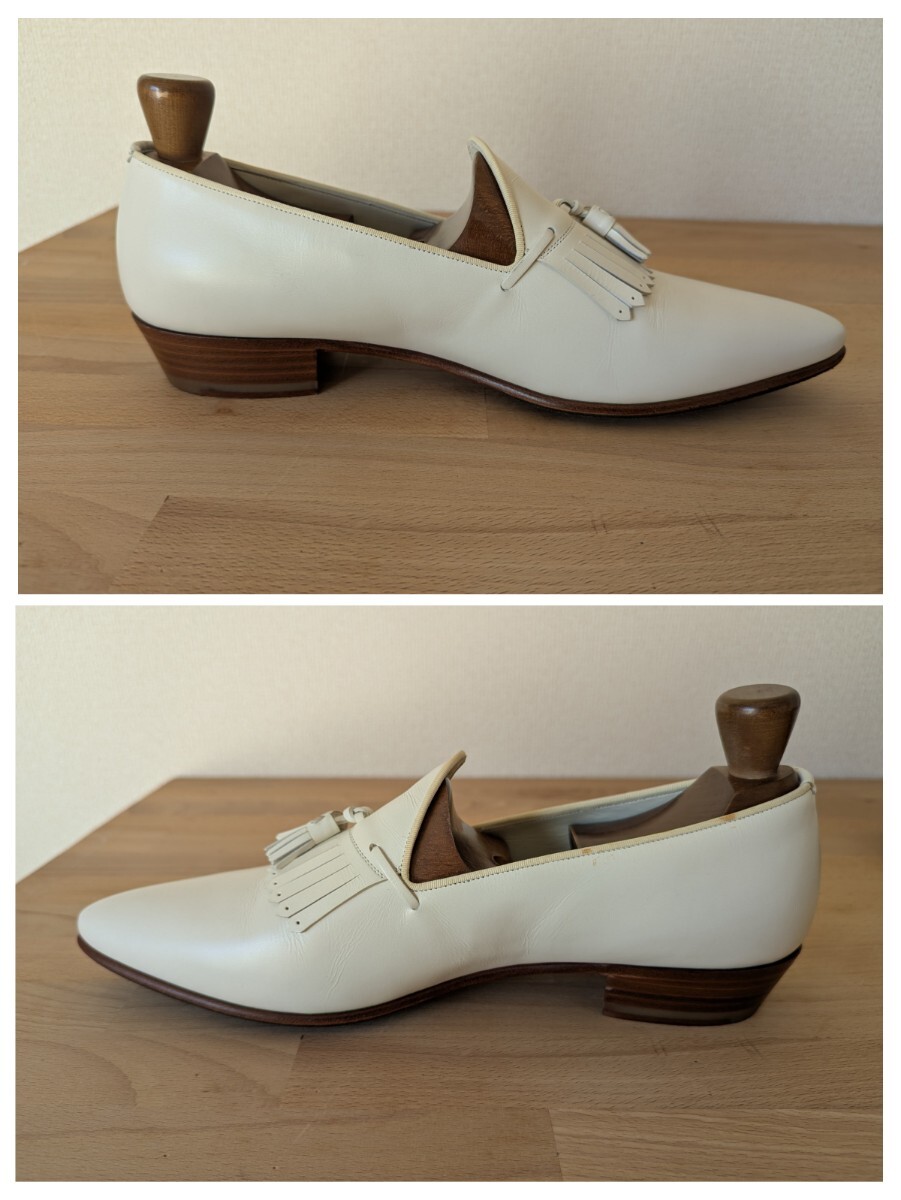新品(訳あり)CELINE JACNO タッセルローファー 42 ホワイト 新品(訳あり)CELINE JACNO タッセルローファー 42 ホワイト