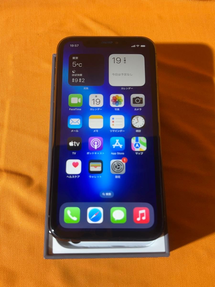 iPhone XR 64GB カスタム外装 iPhone13Pro風 判定 バッテリー100 iPhone XR 64GB カスタム外装 iPhone13Pro風 判定 バッテリー100