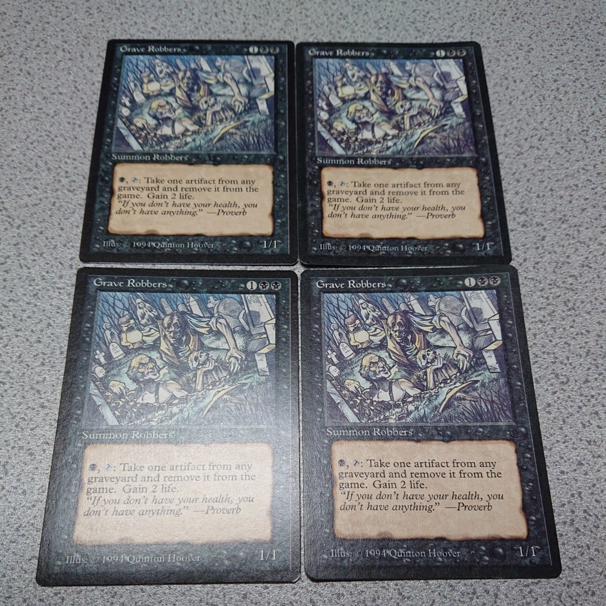 MTG DRK Grave Robbers 英語 四枚セット 即決_画像1