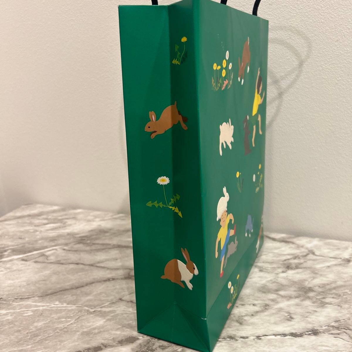 LOEWE ハンガー　紙袋 ショッパー　8点 LOEWE ハンガー 紙袋 ショッパー 8点 - 小物超 安い