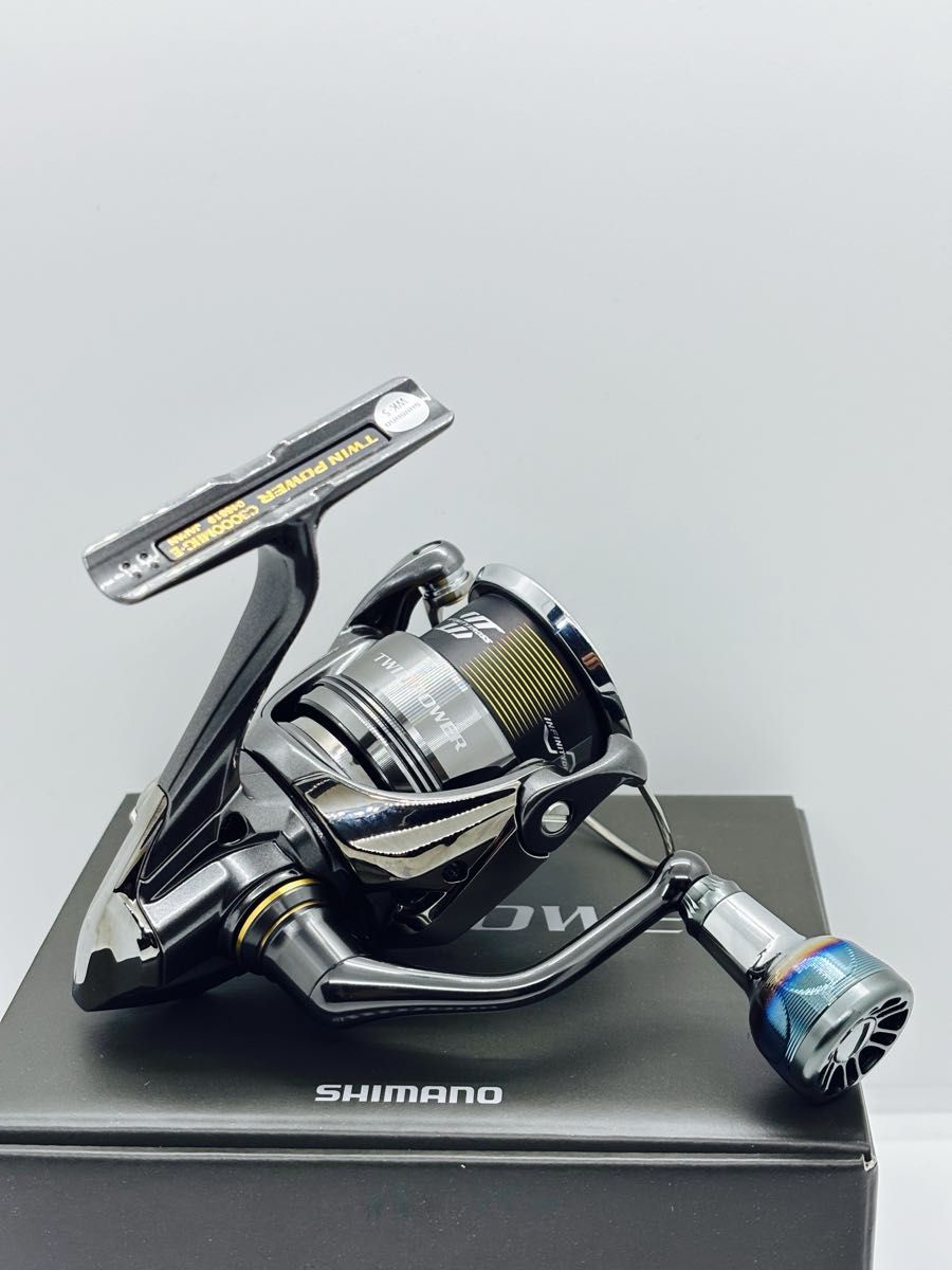 シマノ24 ツインパワーC3000MHG ハンドルノブ改 未使用 エギング シマノ24 ツインパワーC3000MHG ハンドルノブ改 未使用 エギング