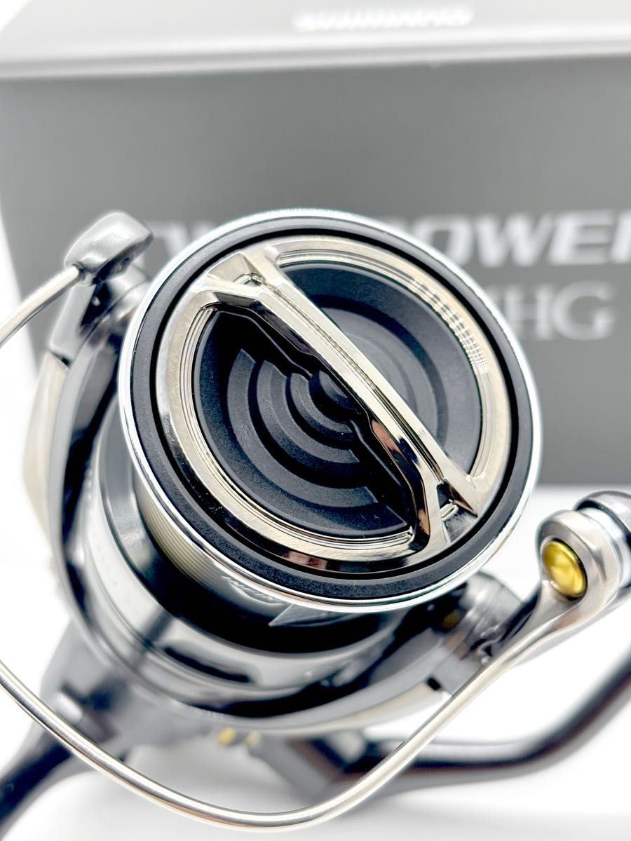 シマノ24 ツインパワーC3000MHG ハンドルノブ改 未使用 エギング シマノ24 ツインパワーC3000MHG ハンドルノブ改 未使用 エギング