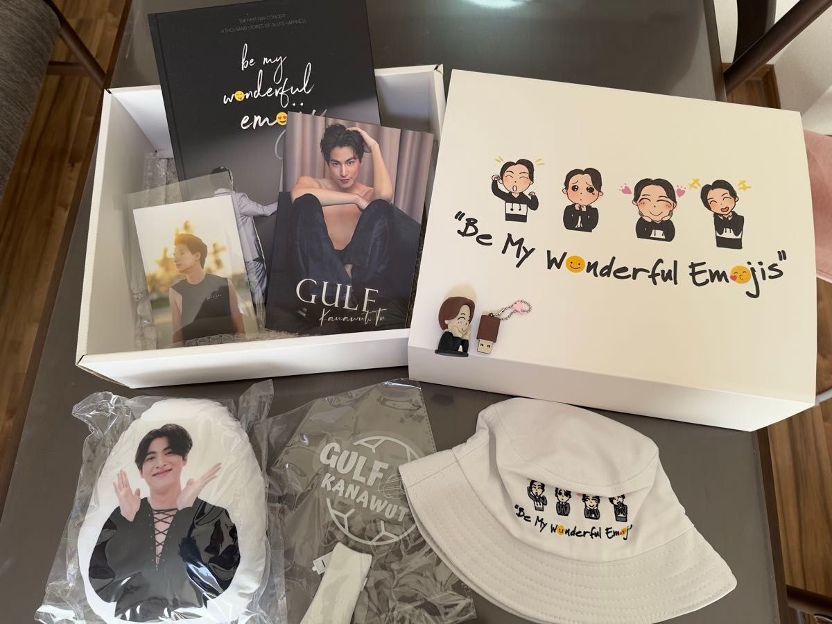 Gulfグッズ詰合せ 雑誌 タイ俳優 ガルフカナウット GulfKanawut Gulfグッズ詰合せ 雑誌 タイ俳優 ガルフカナウット GulfKanawut