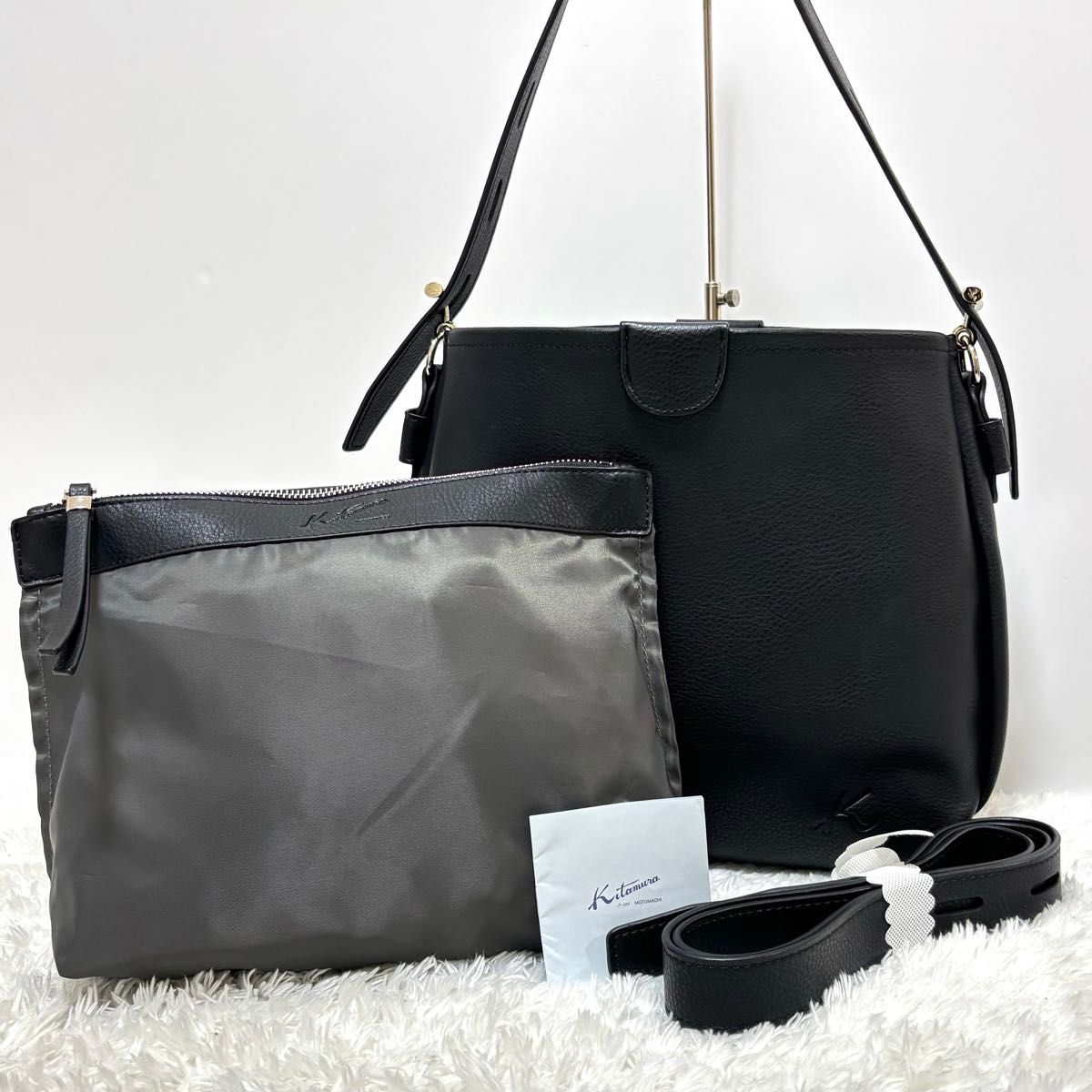 FURLA リリー ブラック ダブルジップ ショルダーバッグ FURLA リリー 黒 ダブルジップ ファスナー ショルダー カメラ