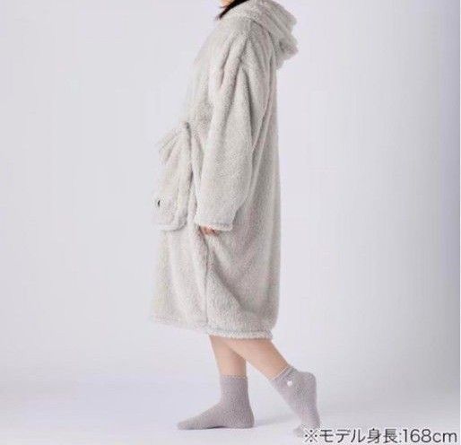 ニトリ デコホーム 着る毛布 にゃんぽけ 猫が入れるポケット付き ニトリ デコホーム 着る毛布 にゃんぽけ 猫が入れるポケット付き