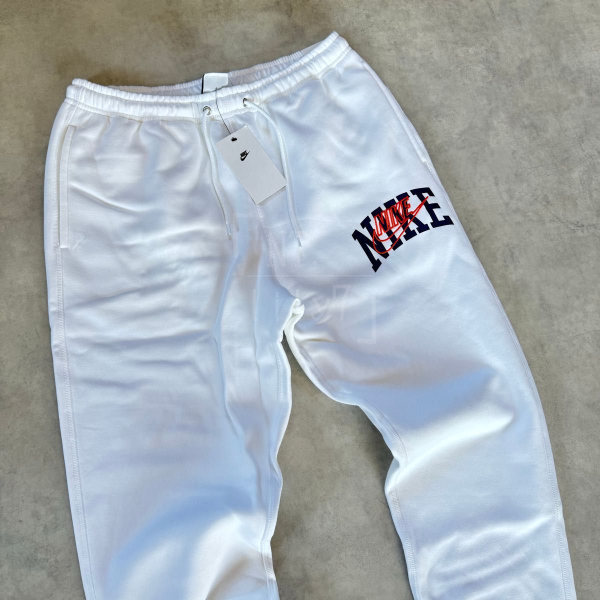 ホワイト パーカー NIKE ジョガーパンツ フリース スウェット ホワイト パーカー NIKE ジョガーパンツ フリース スウェット