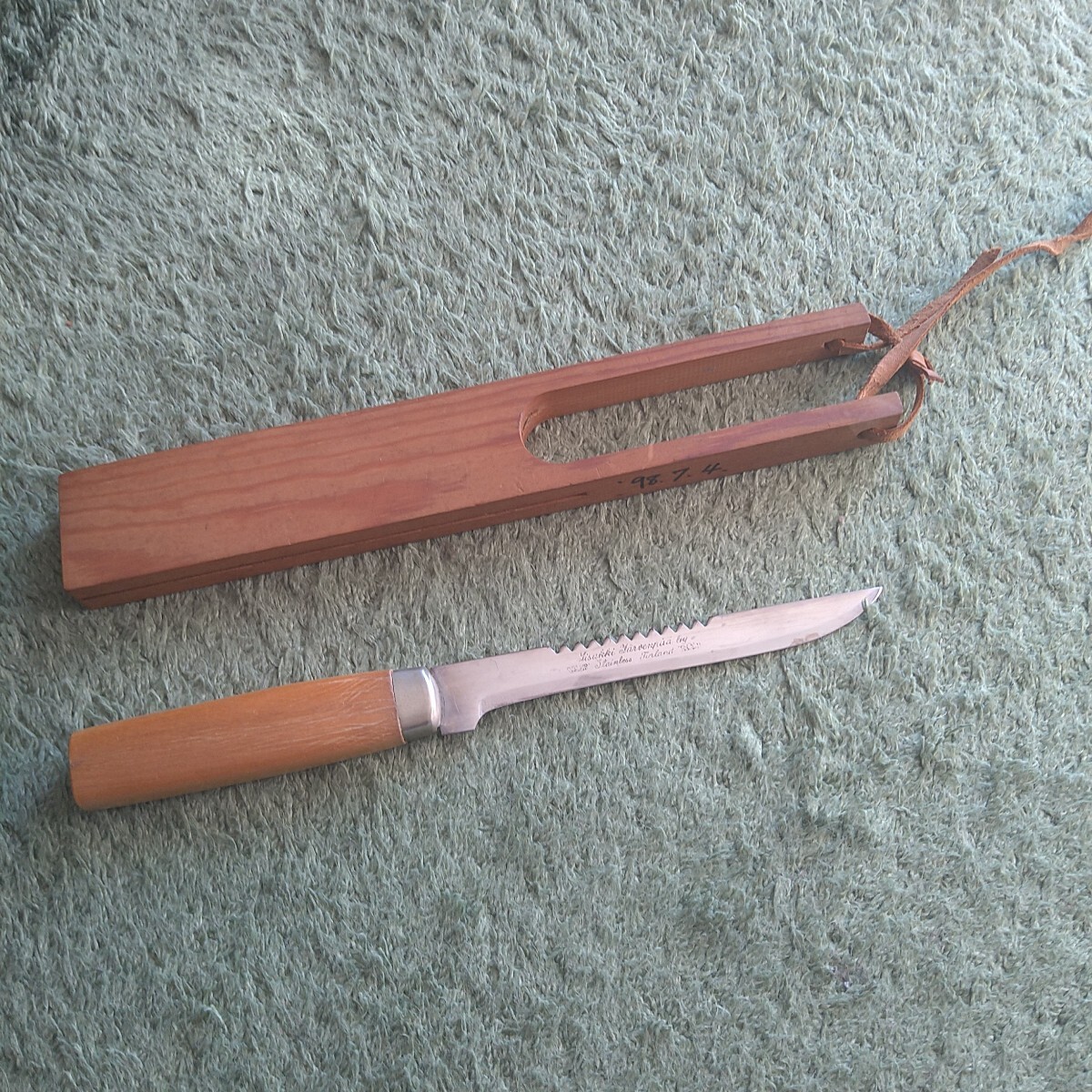 イーサッキ M126 フィッシングナイフ 1(1980年代) Vintage Finland Iissaki M126 Fishing Knife(1980’s) キャップ のこぎり