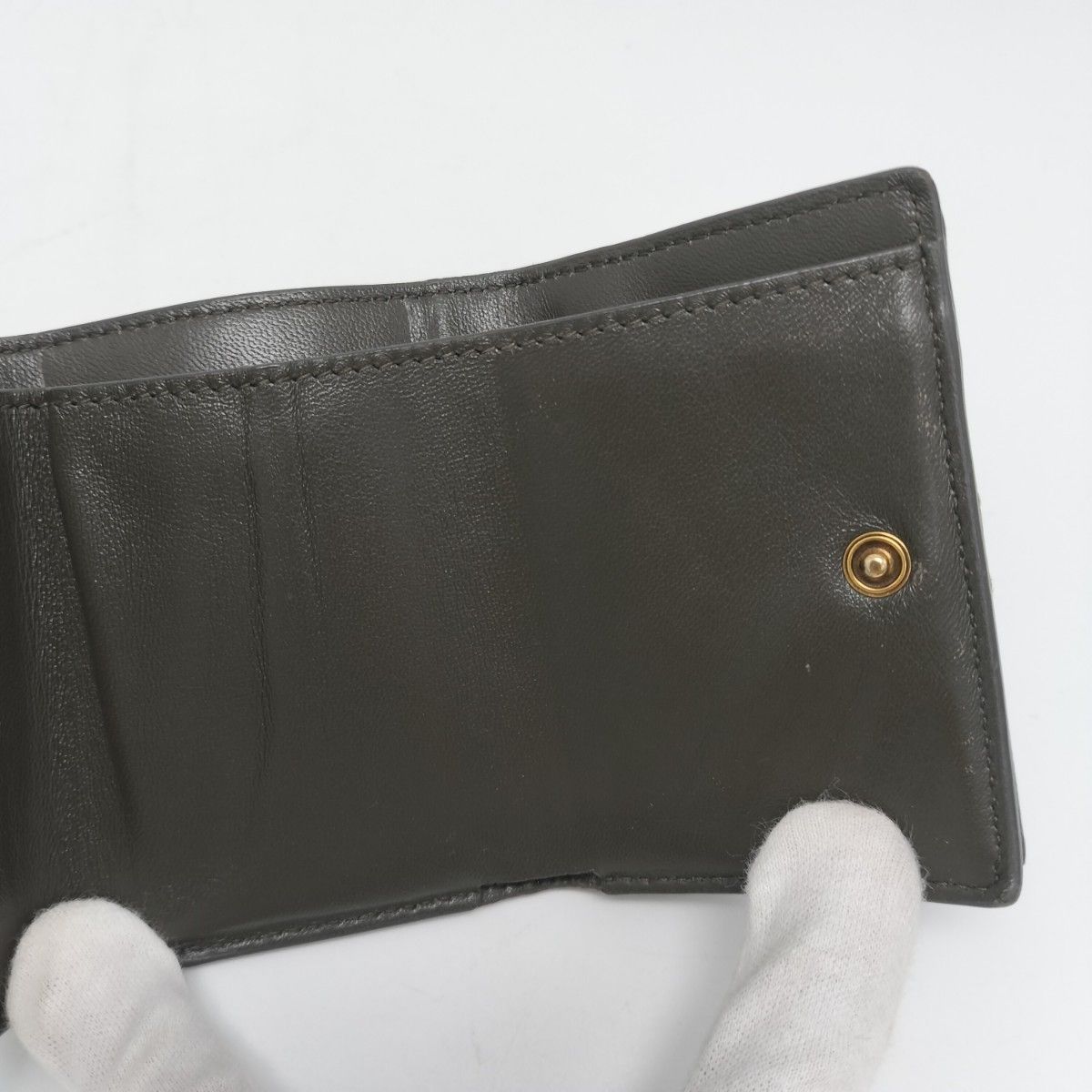 美品 イヴ・サンローラン 三つ折り財布|Yahoo!フリマ(旧PayPay 美品 イヴ・サンローラン 三つ折り財布|Yahoo!フリマ(旧PayPay