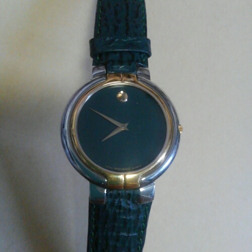 MOVADO museum　腕時計_画像1