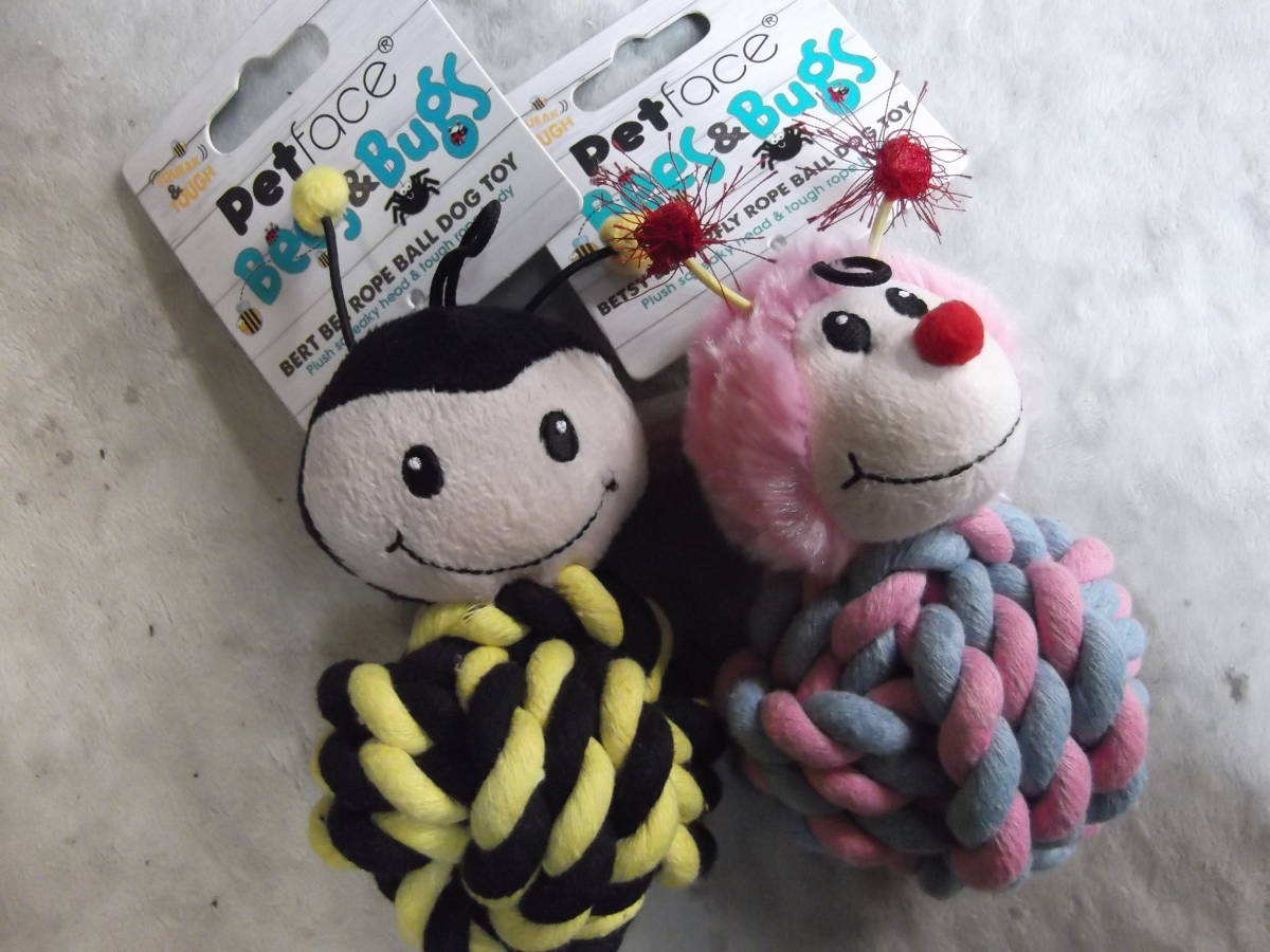 * pretty .. brush teeth effect 2 piece set Pet face Bees&Bugs bar to rope ball +bechi. rope ball 