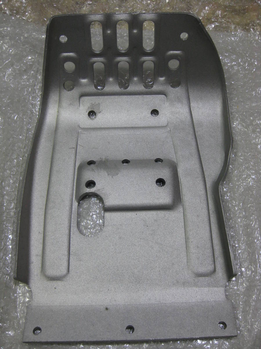 FANTIC SECTION 95~97年モデル用 アンダーガード 未使用品 ファンティック セクション トライアル 125・250 FM364・FM403